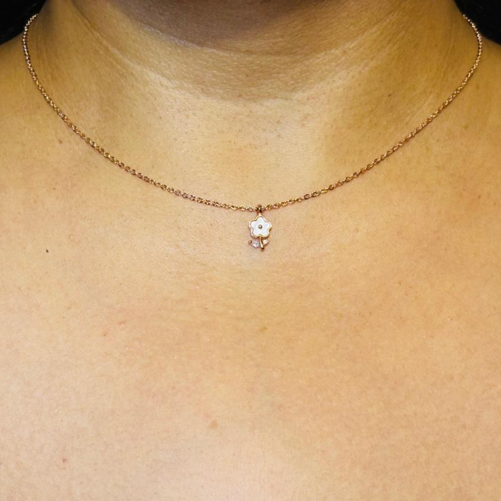 Lily Necklace